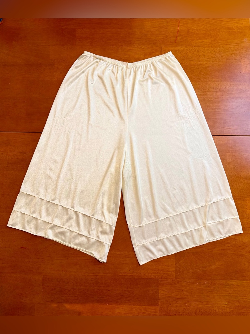 Vintage 70s Wondermaid Ivory Nylon Pettipants Slip Shorts Bloomers Sz L - Picture 1 of 8
